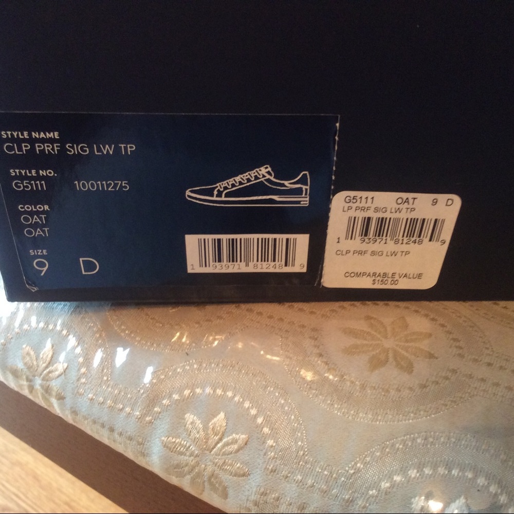 Men’s COACH Clip Low Top Sneakers - Picture 9 of 9